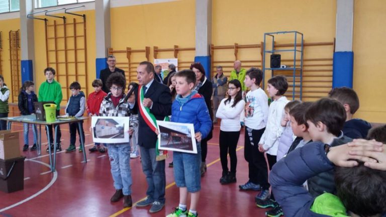 castione presolana nome centro Premiati i ragazzi del concorso “Un nome per il centro di raccolta differenziata”