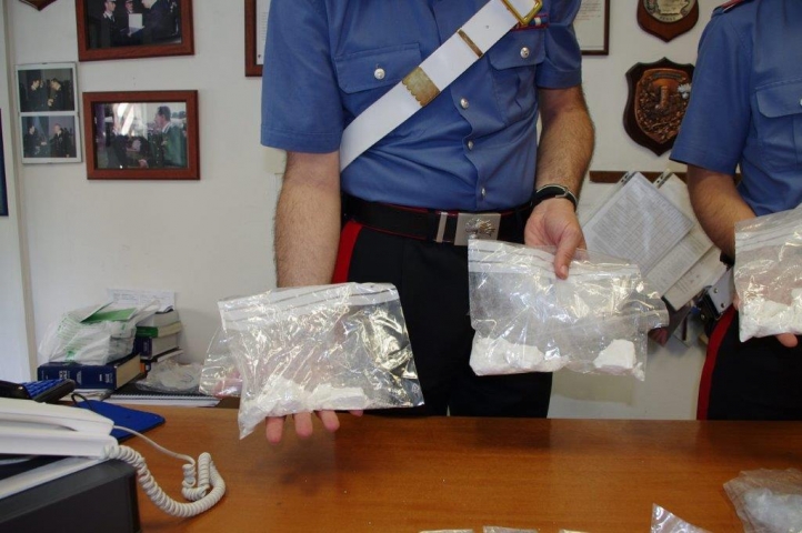 La droga sequestrata dai Carabinieri 1 La droga sequestrata dai Carabinieri 1