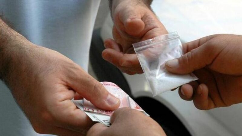 spaccio droga arresti spaccio droga arresti