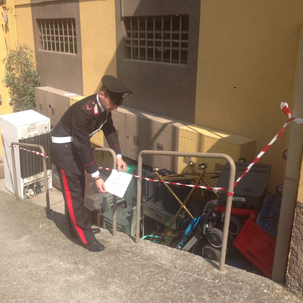 Carabinieri forestale discarica