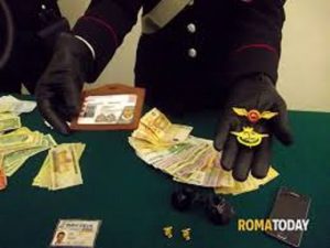 finti poliziotti