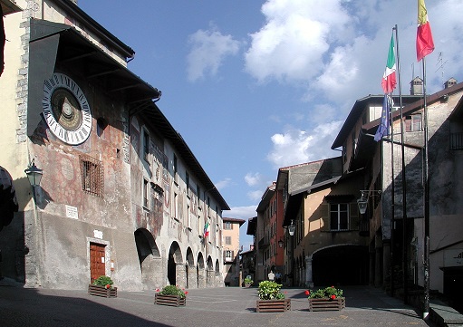 Clusone 1