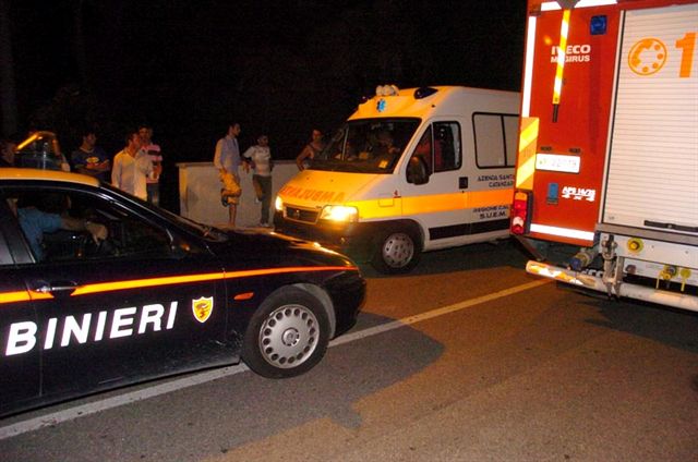 suicidio cavalcavia