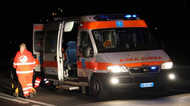 ambulanza notte ambulanza notte