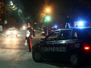 carabinieri posto di blocco notte