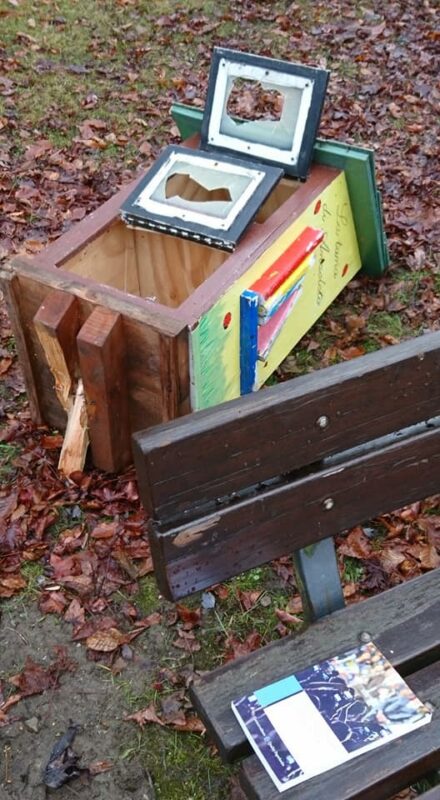 onore vandali casetta libri