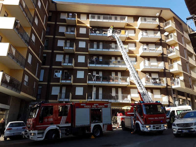 vigili del fuoco autoscala leffe vigili del fuoco autoscala leffe