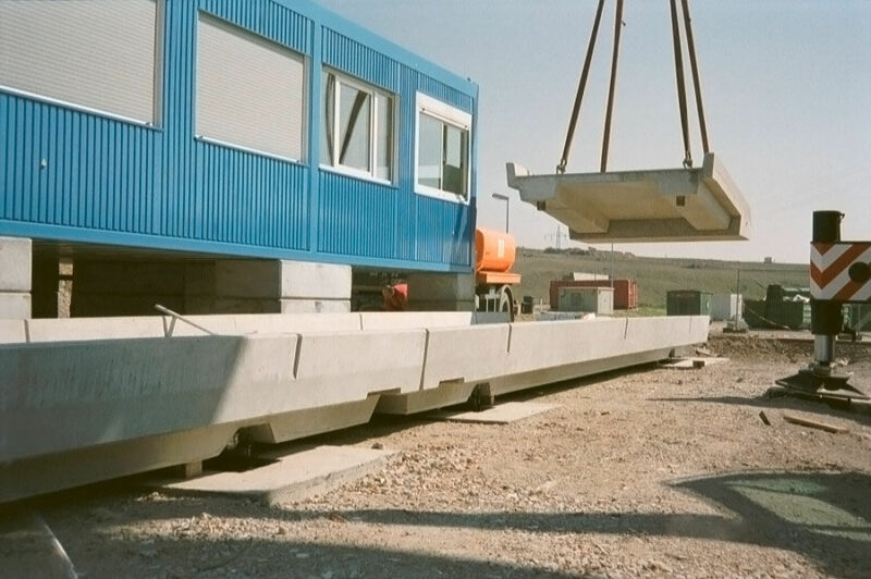 schiacciato da manufatti