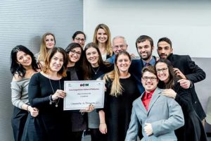 02 Squadra UNIBG vincitricecompetizione mediazione