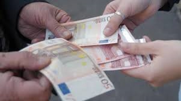 truffa anziano banca truffa anziano banca.jpg