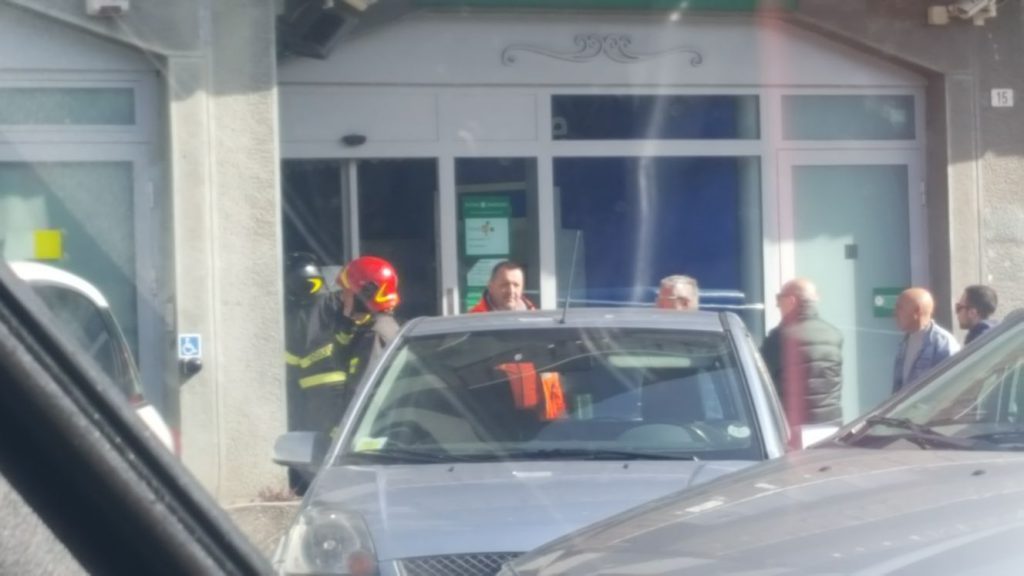 incastrato banca incastrato banca