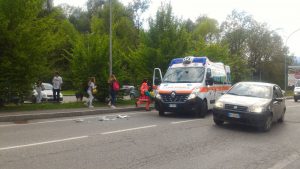 incidente automoto clusone 300418