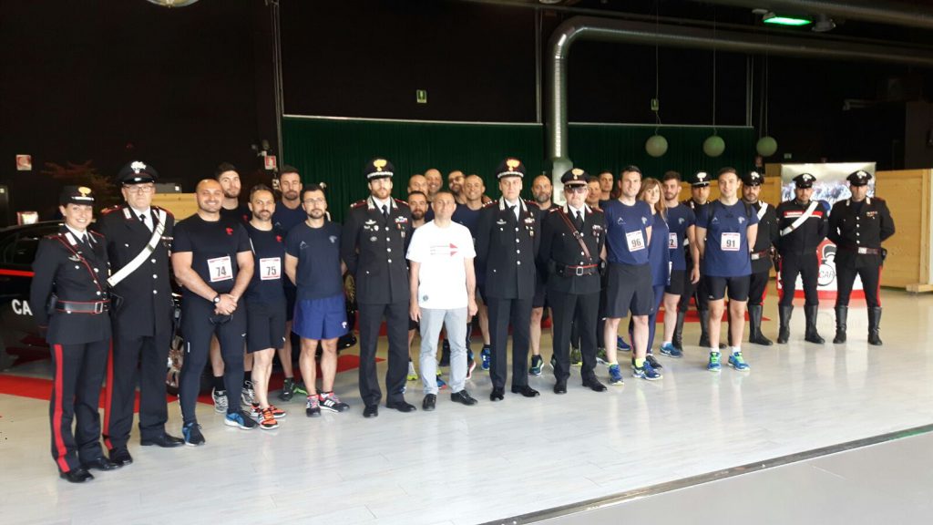 Carabinieri run for help