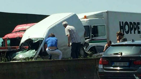 Incidente furgone a4 Incidente furgone a4
