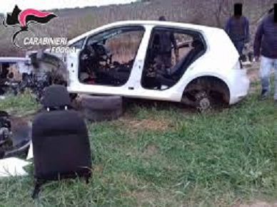 auto rubate e smontate auto rubate e smontate.jpg