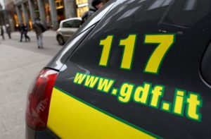 Fatture false e riciclaggio nel settore dei materiali ferrosi: perquisizioni e sequestri per oltre 6,5 milioni nel Bresciano