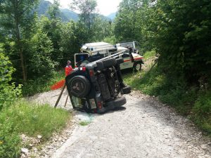 jeep ribaltata ardesio