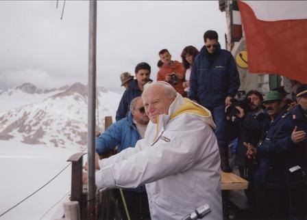 papa giovanni paolo secondo in adamello