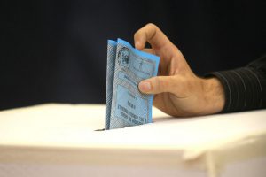 referendum appennino in garfagnana urna