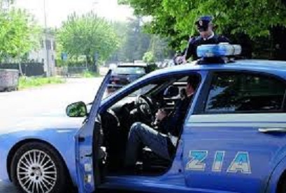 Polstrada auto pirata Polstrada auto pirata