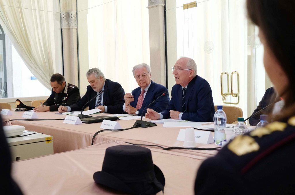aiuto piscologico polizia e carabinieri aiuto piscologico polizia e carabinieri