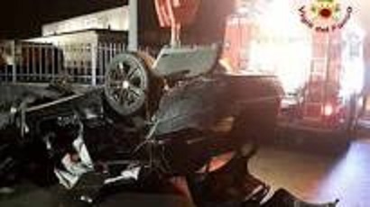 auto incidente notte.jpg