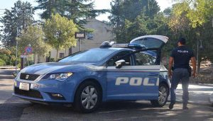 polizia brescia pattuglia