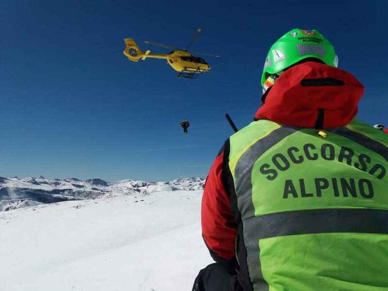 esercitazione elisoccorso Intervento del Soccorso Alpino per escursionista in difficoltà