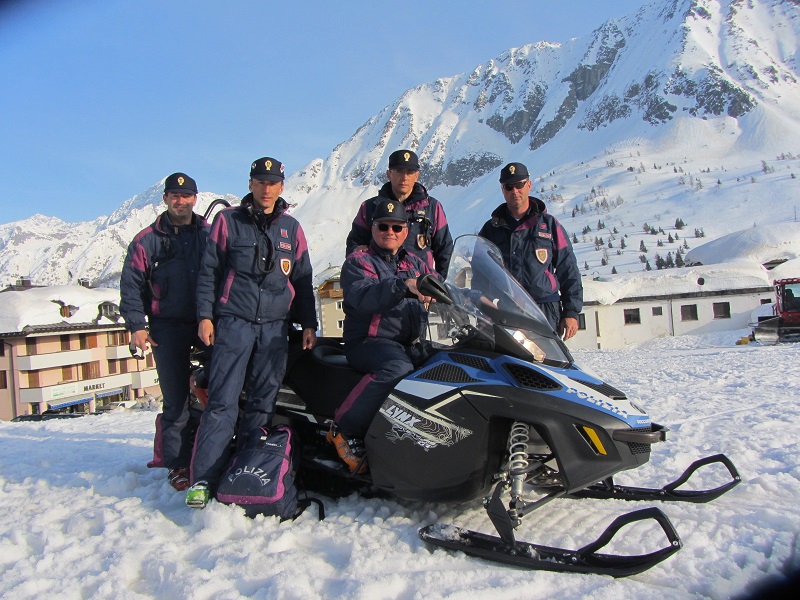 polizia stato neve polizia stato neve