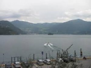TAvernola lago.jpg