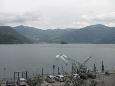 TAvernola lago.jpg