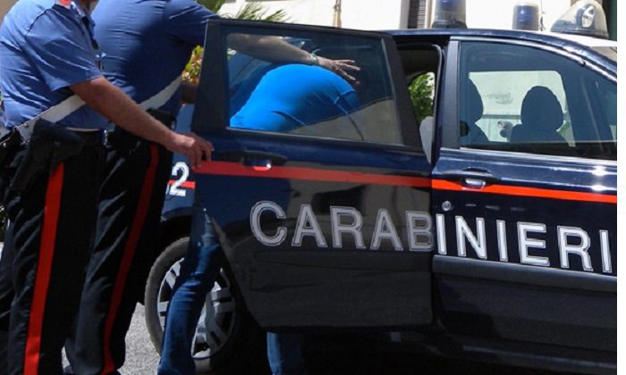carabinieri arresti