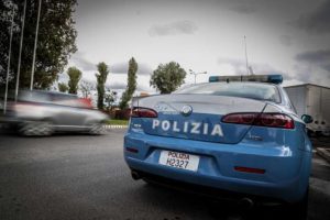 polizia min