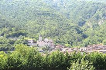 Cerveno Cerveno.jpg