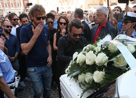 Funeraole Nadia Toffa Funeraole Nadia Toffa.jpg