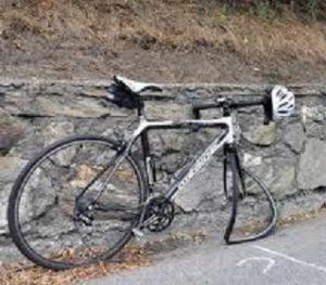 ciclista investito bici