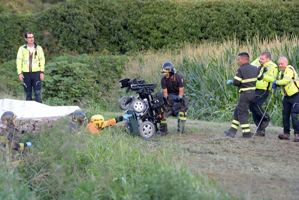 disabile annegato carrozzina disabile annegato carrozzina.jpg
