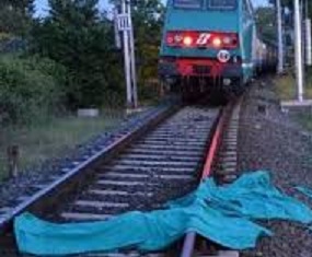 morta sotto treno morta sotto treno.jpg