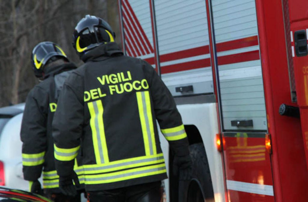 vigili fuoco443 vigili fuoco443