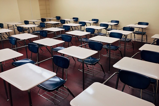 Banchi scuola Ancora mille cattedre scoperte