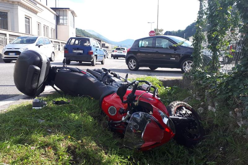 Moto nel fosso Moto nel fosso