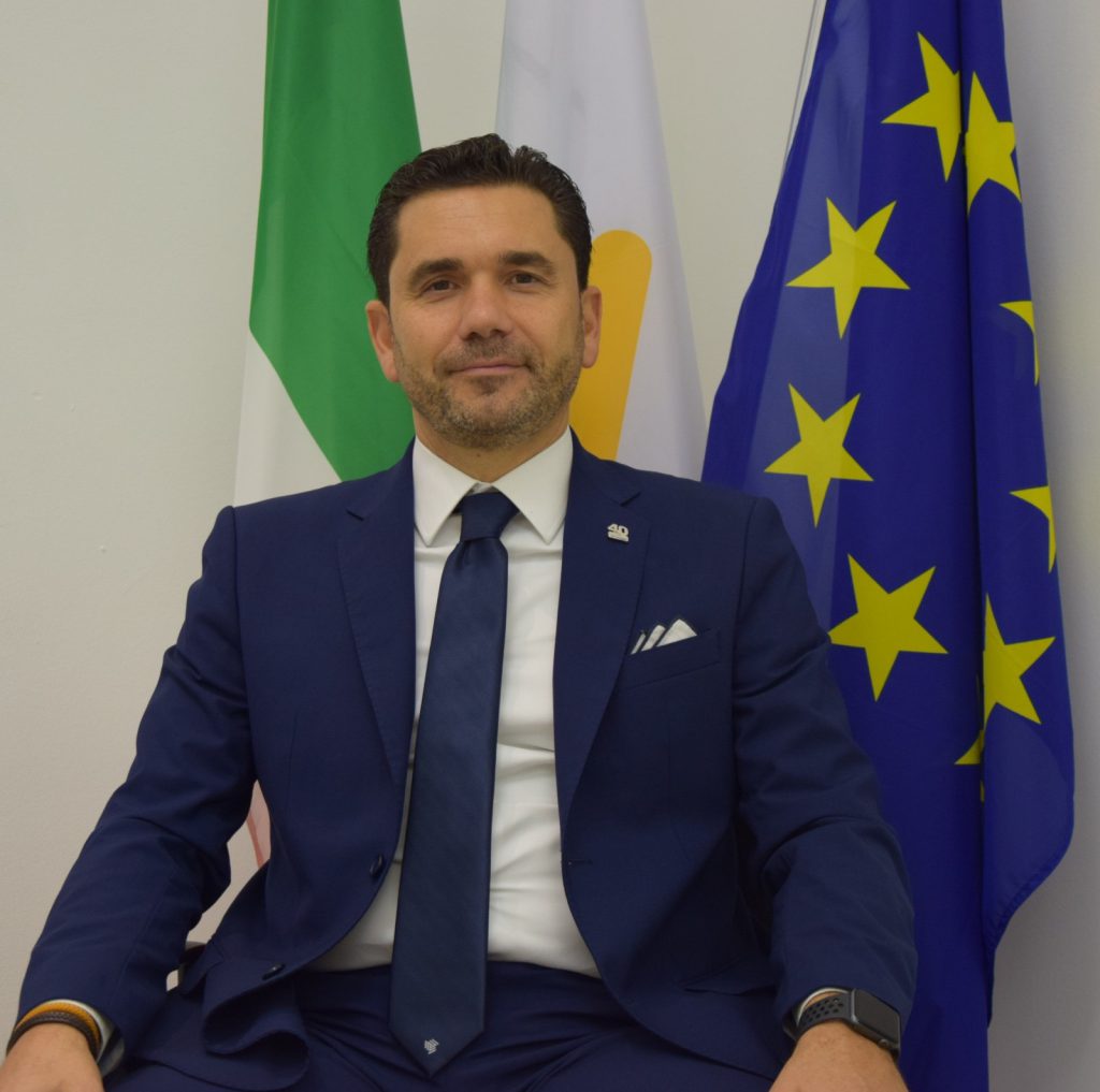 Presidente RAZZINO 5