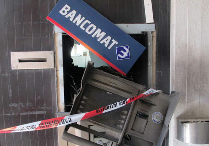 Bancomat saltato 2 2