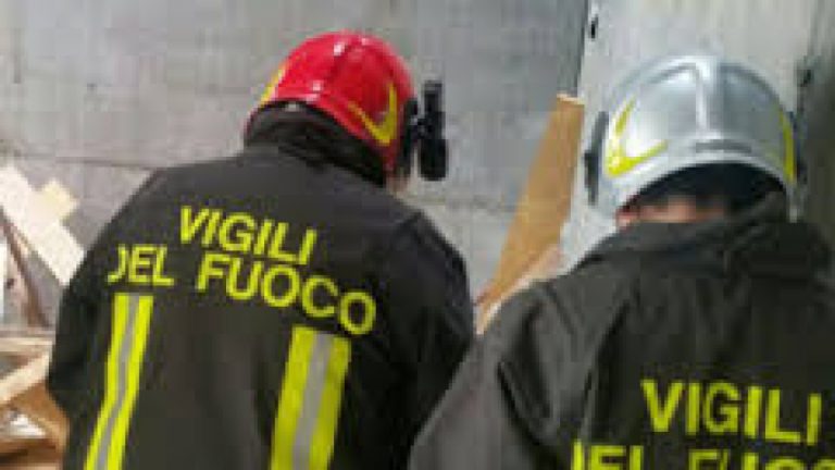 Vigili del fuoco nuova Rogo a Schilpario: feriti due pompieri