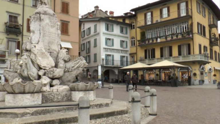 Lovere 640x360 Lovere: torna la “Mangi’n piazza”