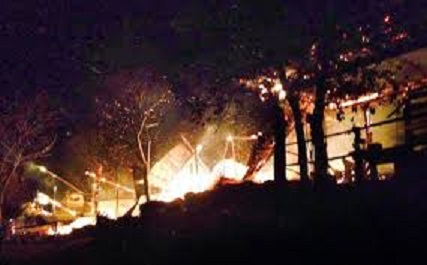 incendio presepe nuvolera.jpg