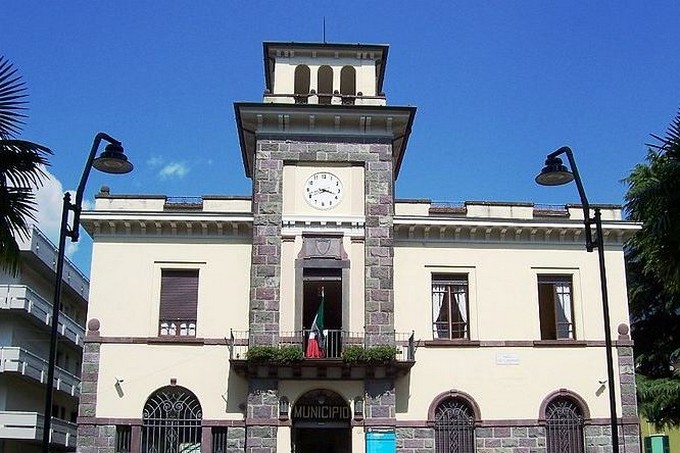 Municipio Darfo Boario Terme Foto Luca Giarelli Municipio Darfo Boario Terme Foto Luca Giarelli