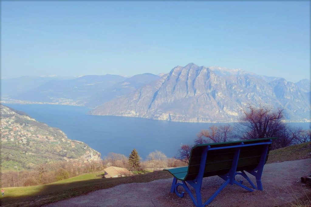 Panchine giganti Lombardia Big Bench App Panchine giganti Lombardia Big Bench App
