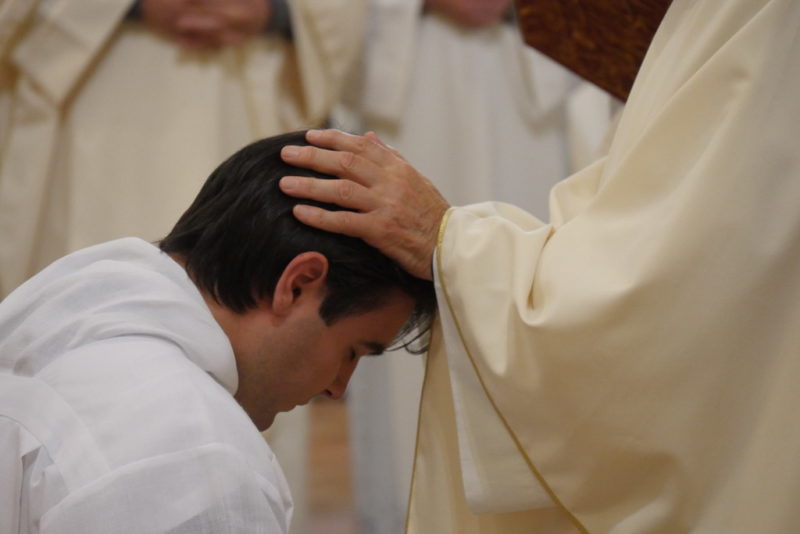 consacrazione chiesa sacerdoti scaled consacrazione chiesa sacerdoti scaled