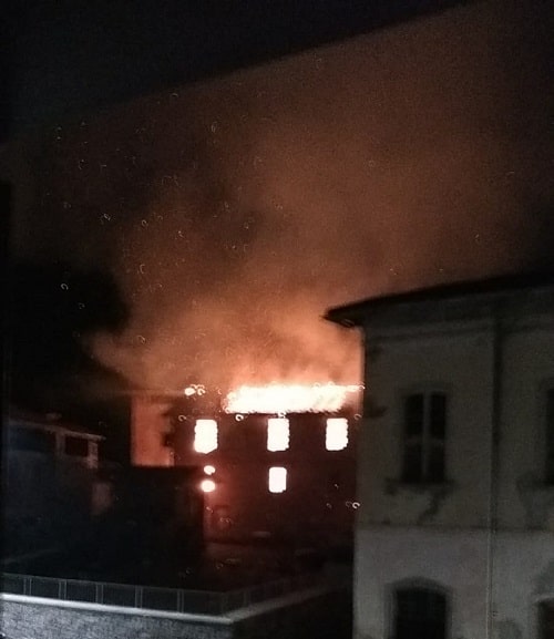 Incendio Rino Sonico Incendio Rino Sonico